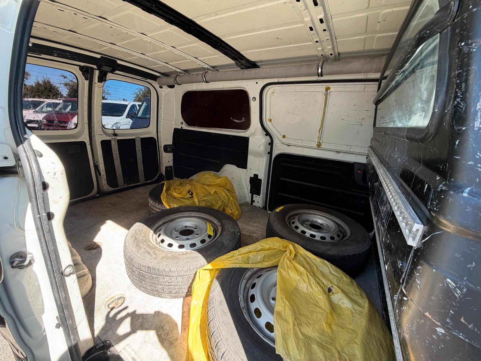 Hyundai H-1  2.5 CRDI Kasten