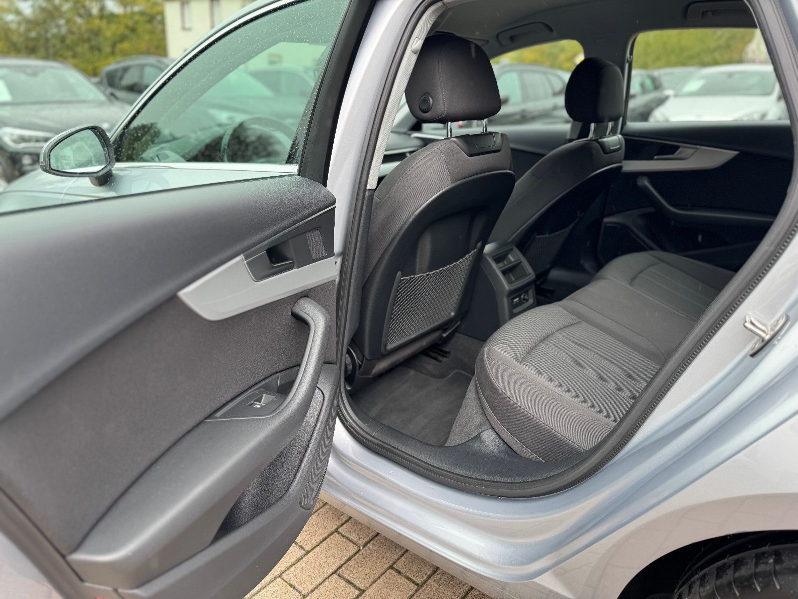 AUDI A4, 2018, Benzin, 150 PS