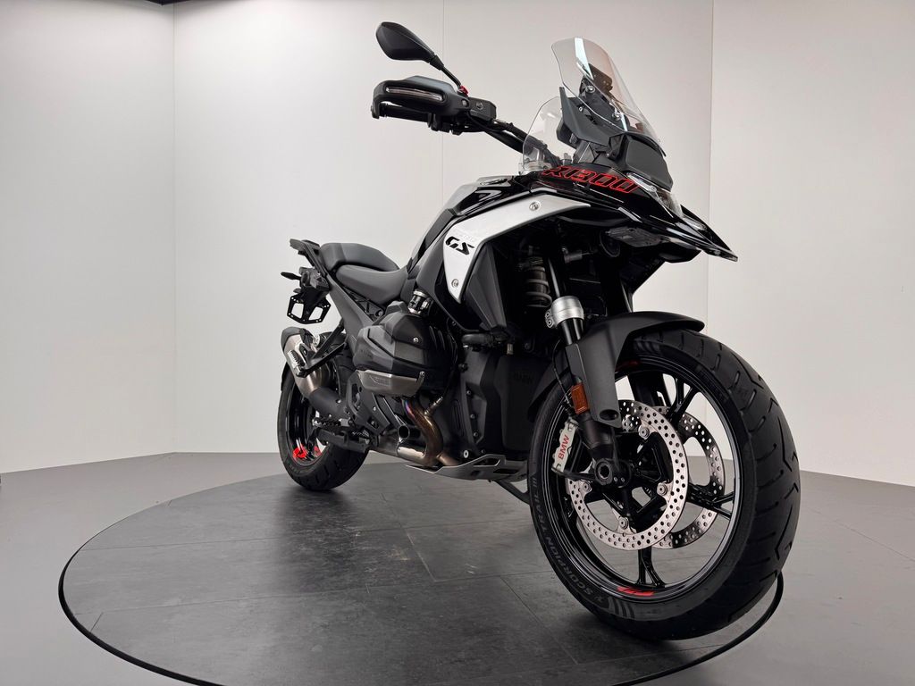 Fahrzeugabbildung BMW R1300 GS *ADAPT. FAHRWERK *3 PAKETE