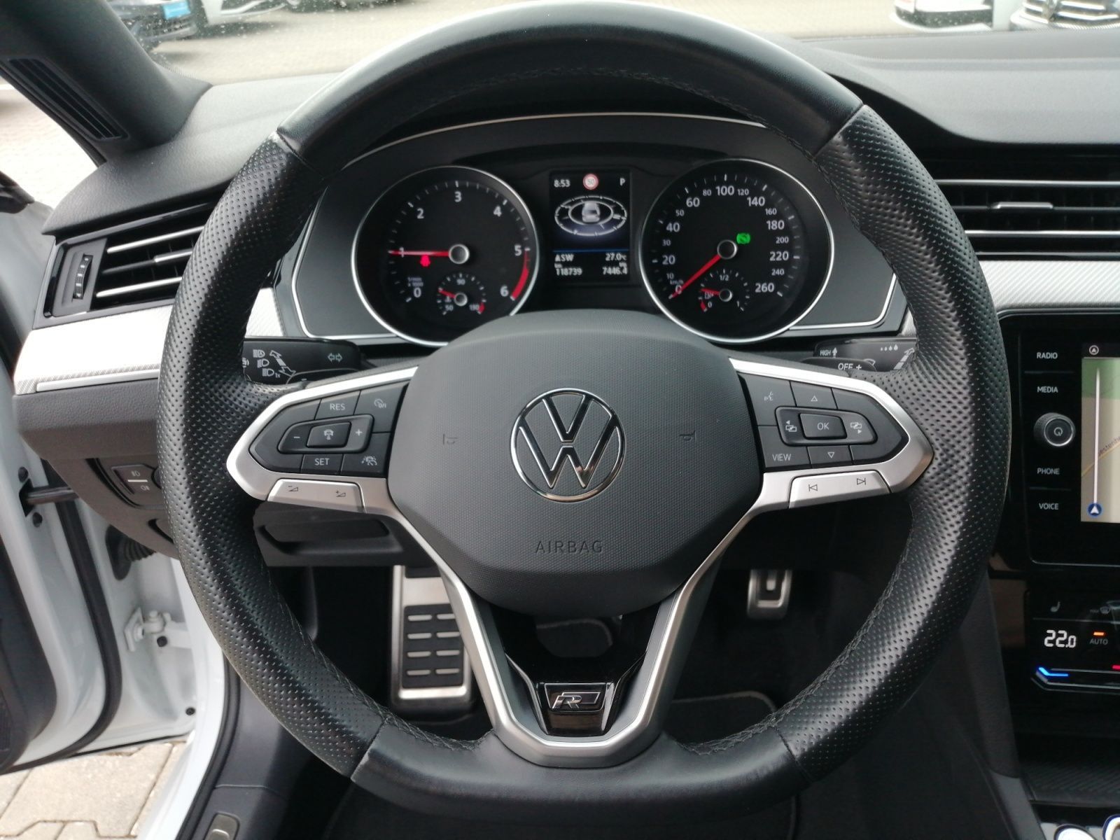 Volkswagen Passat Variant - Bild 13