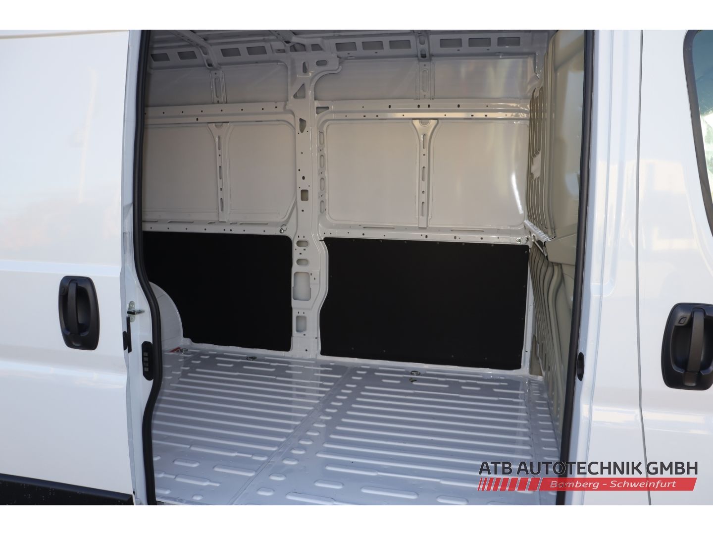 Fahrzeugabbildung Fiat Ducato serie-2 L3H2 Hochdach 2.2l Multijet3 8-AT