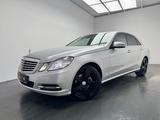 Mercedes-Benz E 200 CDI Elegance BlueEfficiency+NAVI+KLIMA+PDC - Mercedes-Benz E 200: Limousine, Cdi Blueefficiency