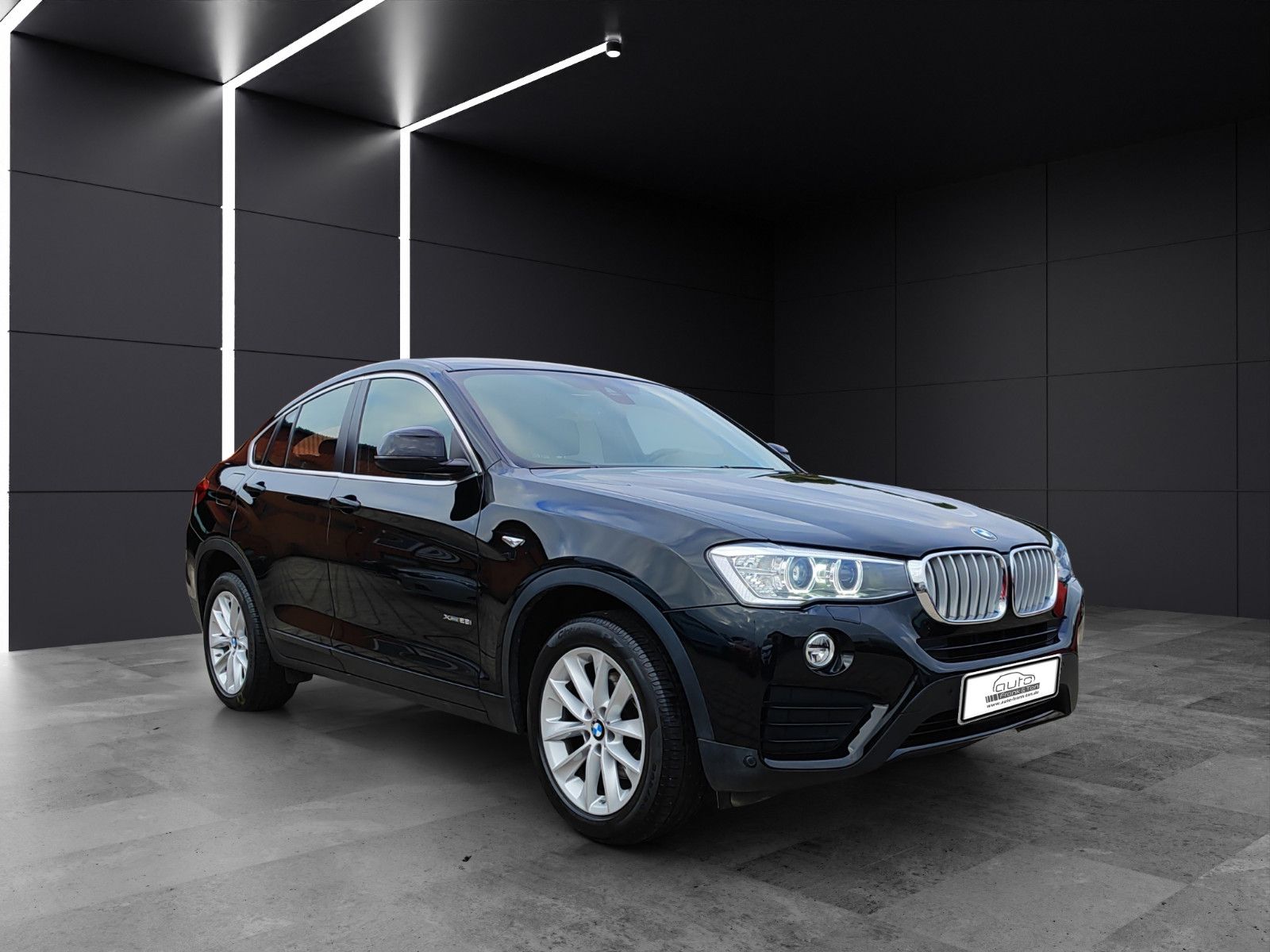 Fahrzeugabbildung BMW X4 xDrive 28 i Advantage*Automatik*Allrad*Navi*