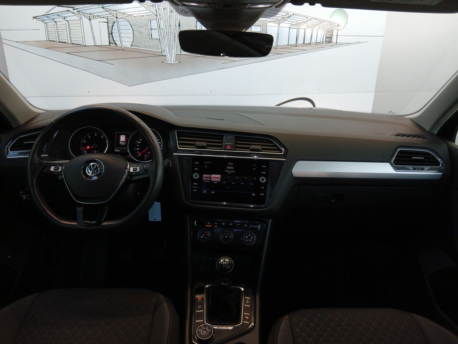 Fahrzeugabbildung Volkswagen Tiguan 4 Motion Comfortline +AHK + Light-Assist