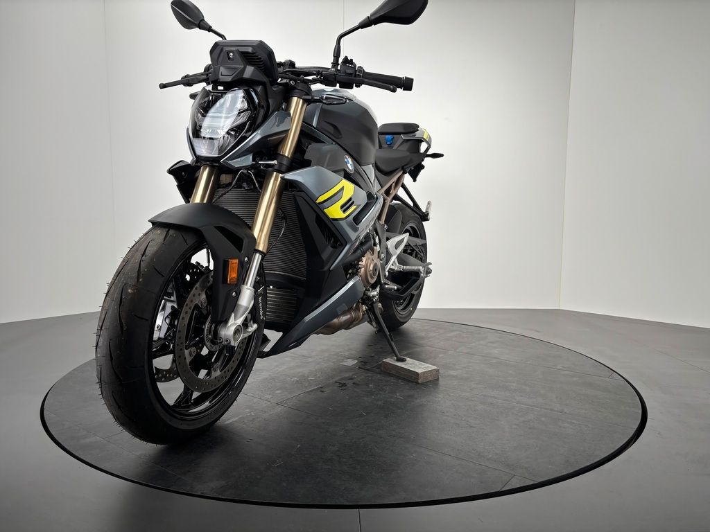 Fahrzeugabbildung BMW S1000 R *3 YEAR WARRANTY *DYNAMIK PAKET