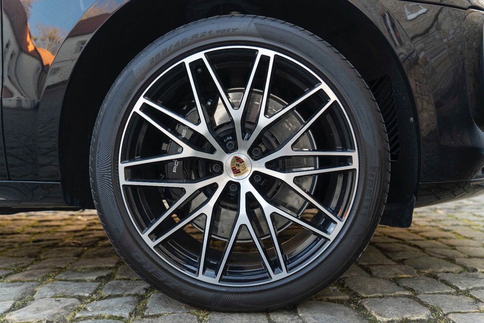 Fahrzeugabbildung Porsche Macan GTS PDLS+ KAM SPORT CHRONO LED PANO LUFT