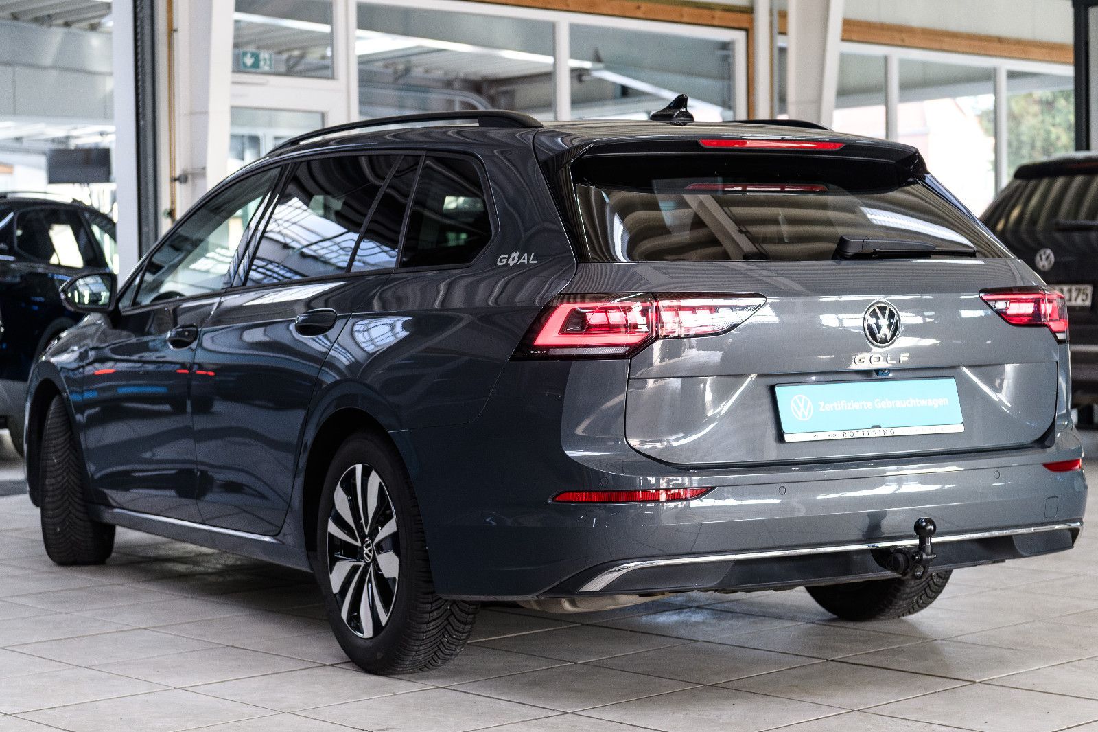 Fahrzeugabbildung Volkswagen Golf VIII Variant Goal 2.0 TDI IQ-LED+AHK+360°KA