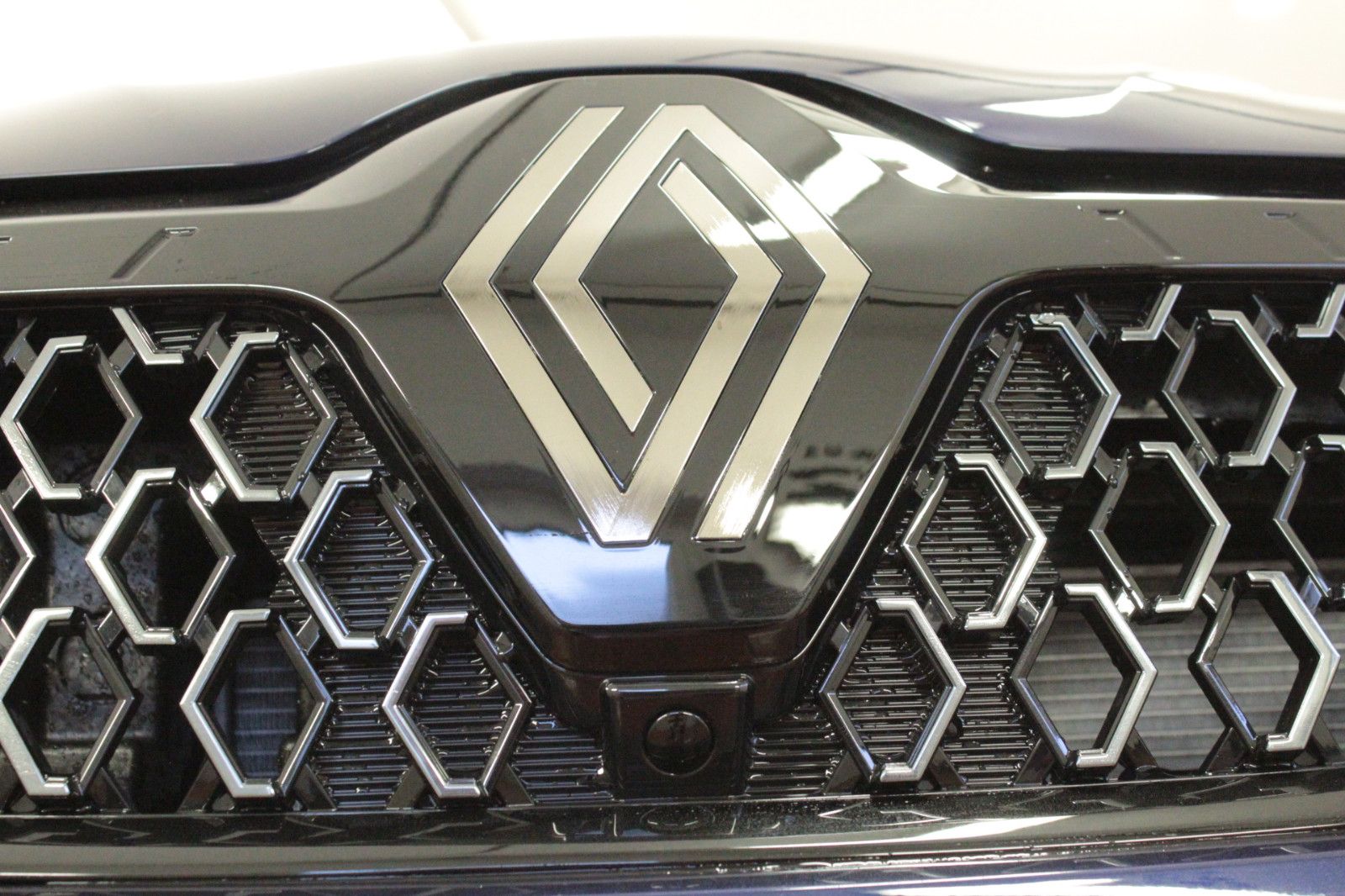 Fahrzeugabbildung Renault Arkana E-TECH Full Hybrid 145 Esprit Alpine BOSE