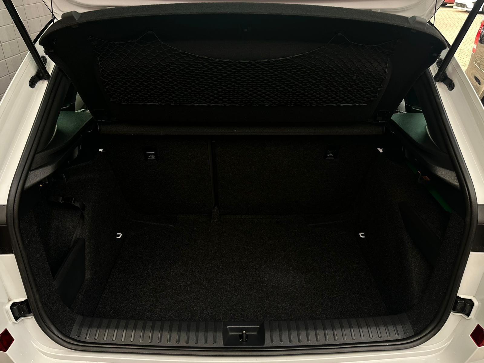 SKODA Kamiq 1.0TSI MONTE CARLO* MATRIX#PANO#AHK#KEYLES - Image 7