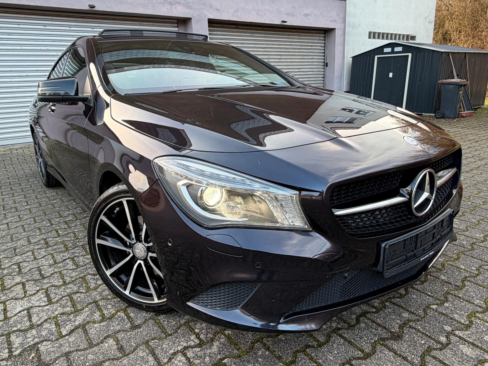 Mercedes-Benz CLA 220 CDI NIGHT-PANORAMA-KAMERA-TOTW.