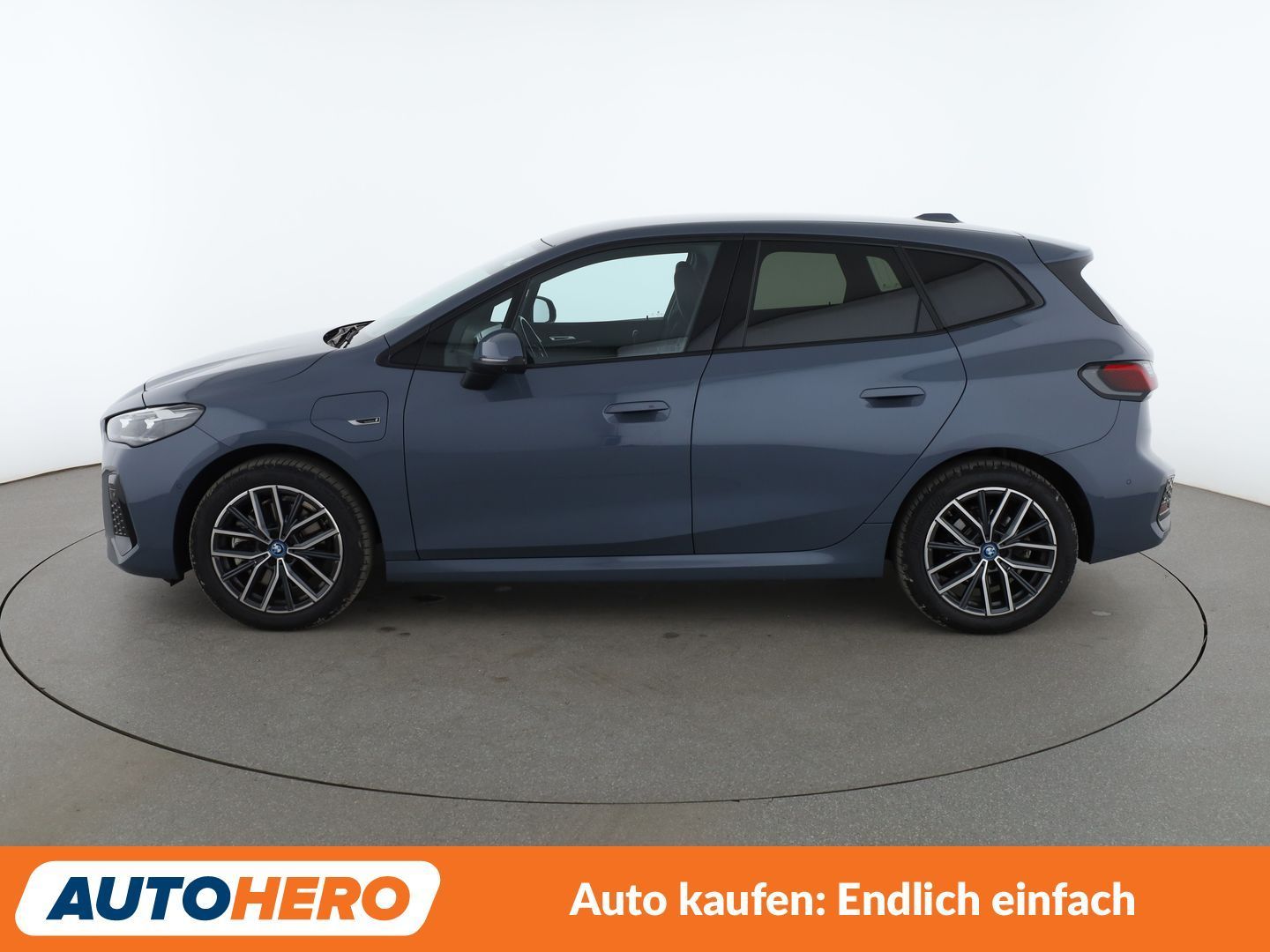 BMW 2er 230e Active Tourer xDrive M Sport Aut.*NAVI* imagem 3