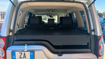 Land-Rover Discovery - 8