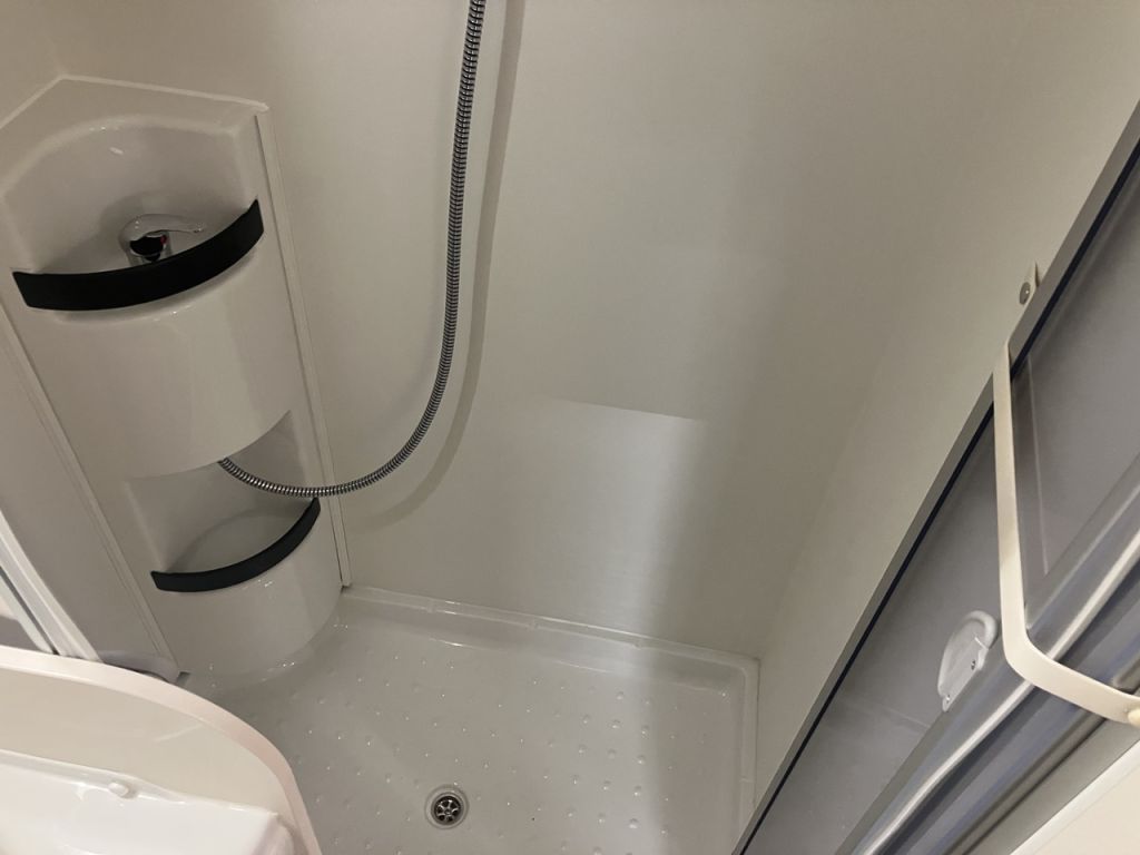 Fahrzeugabbildung Eura Mobil Activa One 630 LS *Urlaubsgeld 2.000€ Zuschuss*