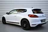 Volkswagen Scirocco 2.0 TSI AUTOMATIK*SITZH*KLIMAAUT*PDC*XE - Volkswagen Scirocco: 2.2