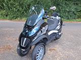 Piaggio MP3 400 LT - PIAGGIO MP4