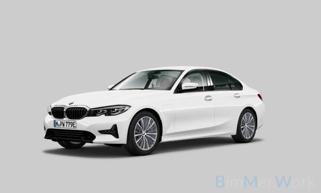 BMW 330e*LCProf*SPORT LINE*KAMERA*KEYLESS*