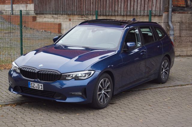 BMW 330 d Touring * NAVI * LED * PANORAMA *