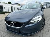 Volvo V40 Momentum NAVI*LEDER*LED*EURO6*ALU* - Volvo Gebrauchtwagen in Stuttgart