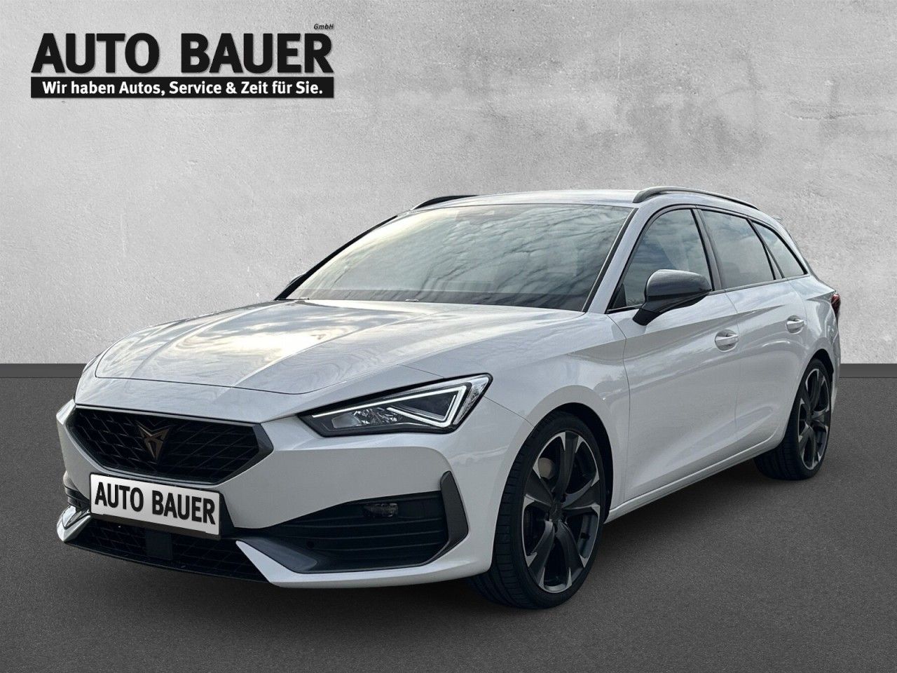 Fahrzeugabbildung CUPRA Leon Sportstourer VZ 2.0 TSI 4Drive - mit KI generiert/bearbeitet