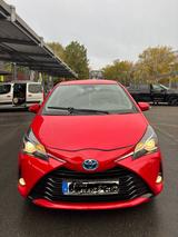 Toyota Yaris 1,5-l-VVT-i Hybrid CVT Comfort Comfort - Toyota Yaris Gebrauchtwagen in Bochum