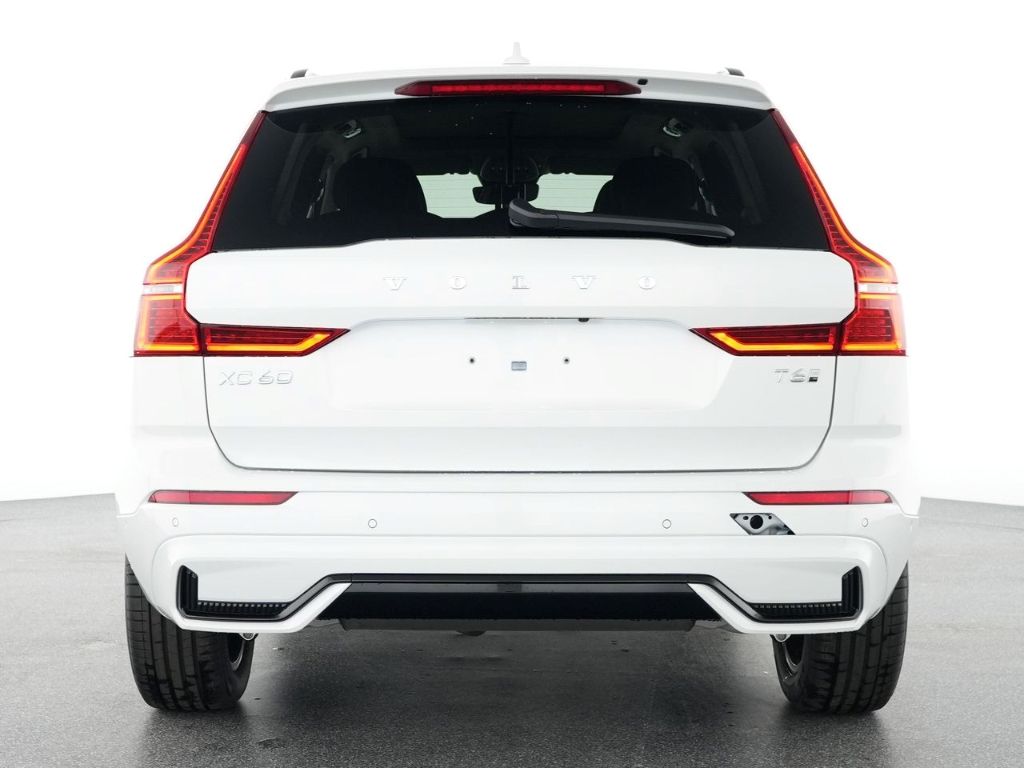 Volvo XC60 Plus Dark Recharge Plug-In Hybrid AWD HUD S imagem 3