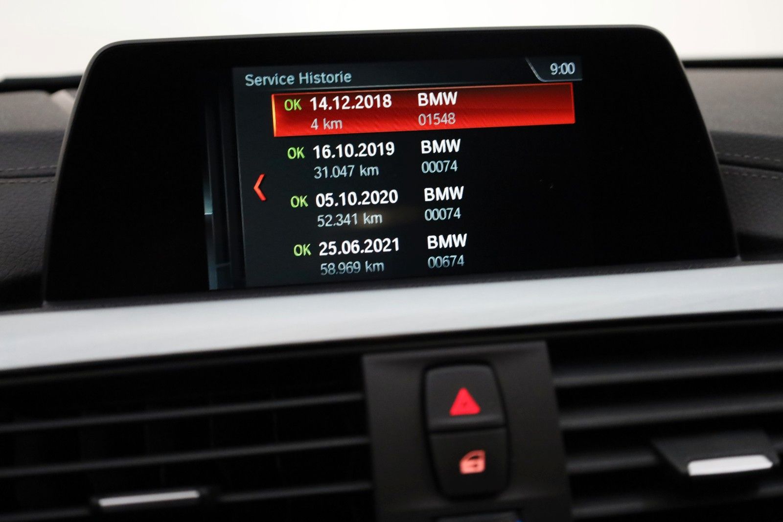 Fahrzeugabbildung BMW 320d Touring M Sport Leder,Navi,LED,SH,PDC,SR+WR