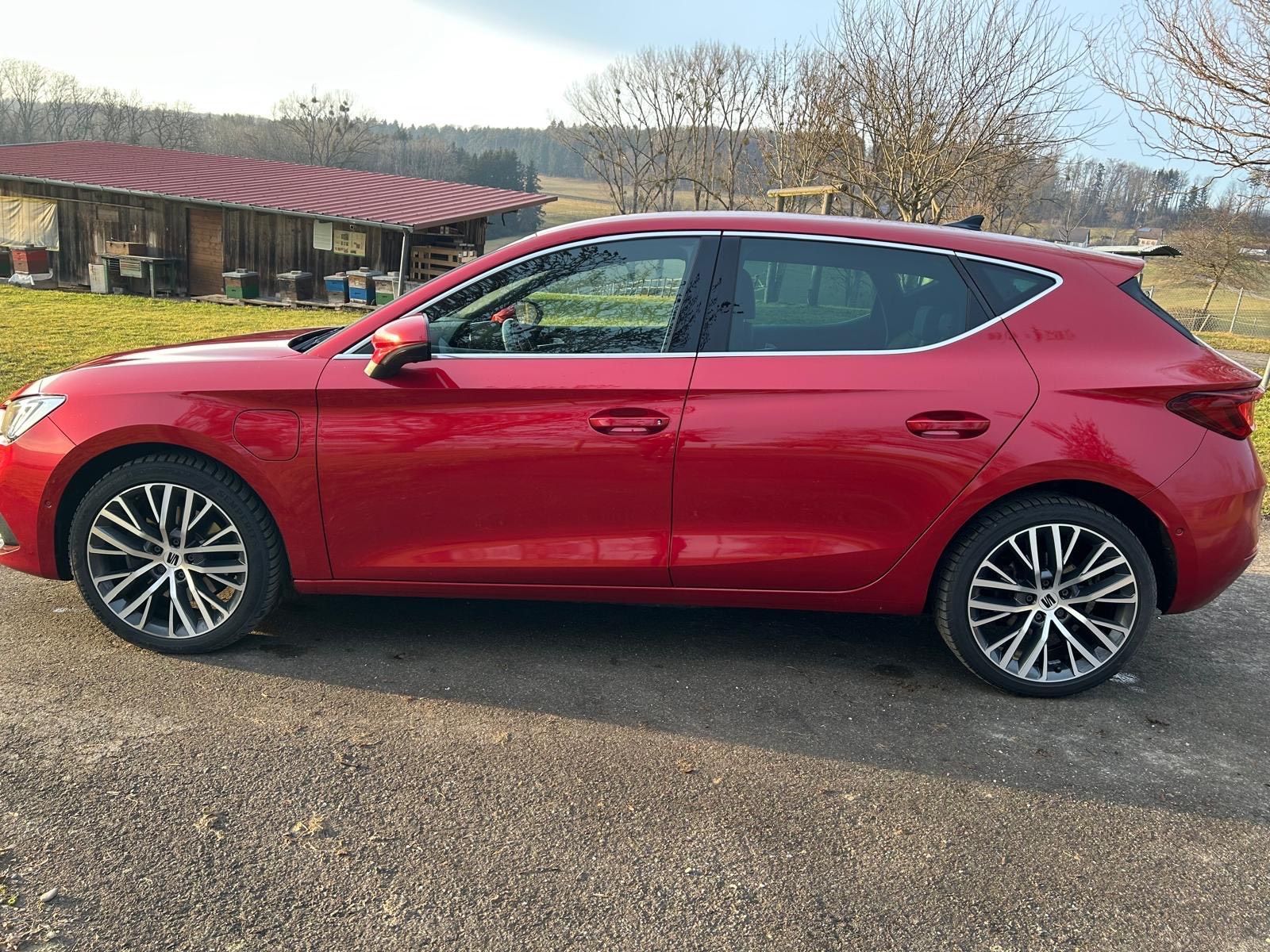 SEAT Seat Leon hybrid