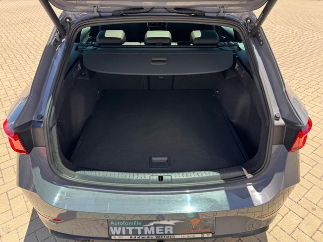 Leon ST 2.0 TSI 228kW VZ 4Drive DSG PANO/AHK/NAV