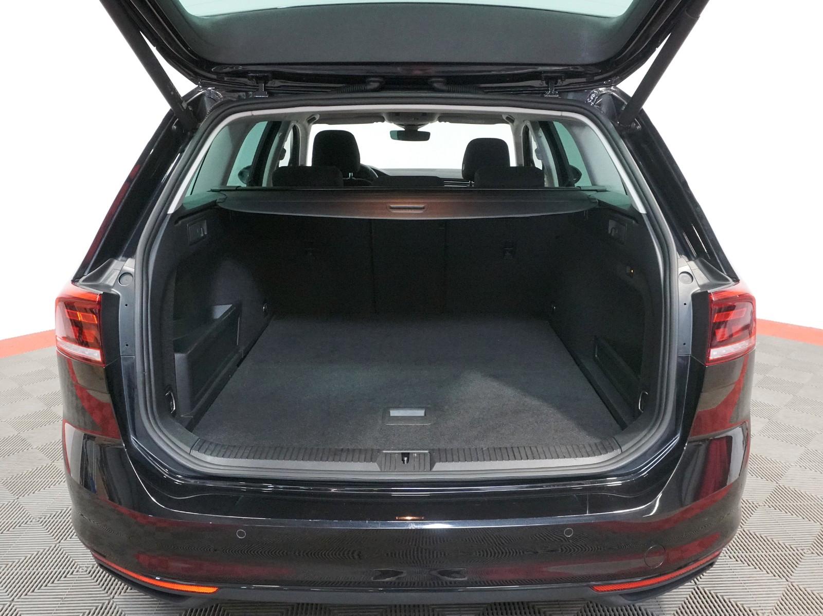 Volkswagen Passat 2.0 TDI*ACC*AHK*DAB*RFK*STDHZ*, миниатюра 29