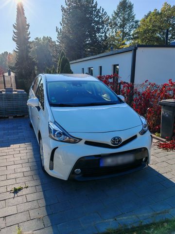 Toyota prius plus 7 sitzen