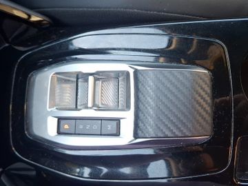 Peugeot 2008 Allure 1.2 PureTech 130 LED+SHZ+ACC+Alcant.