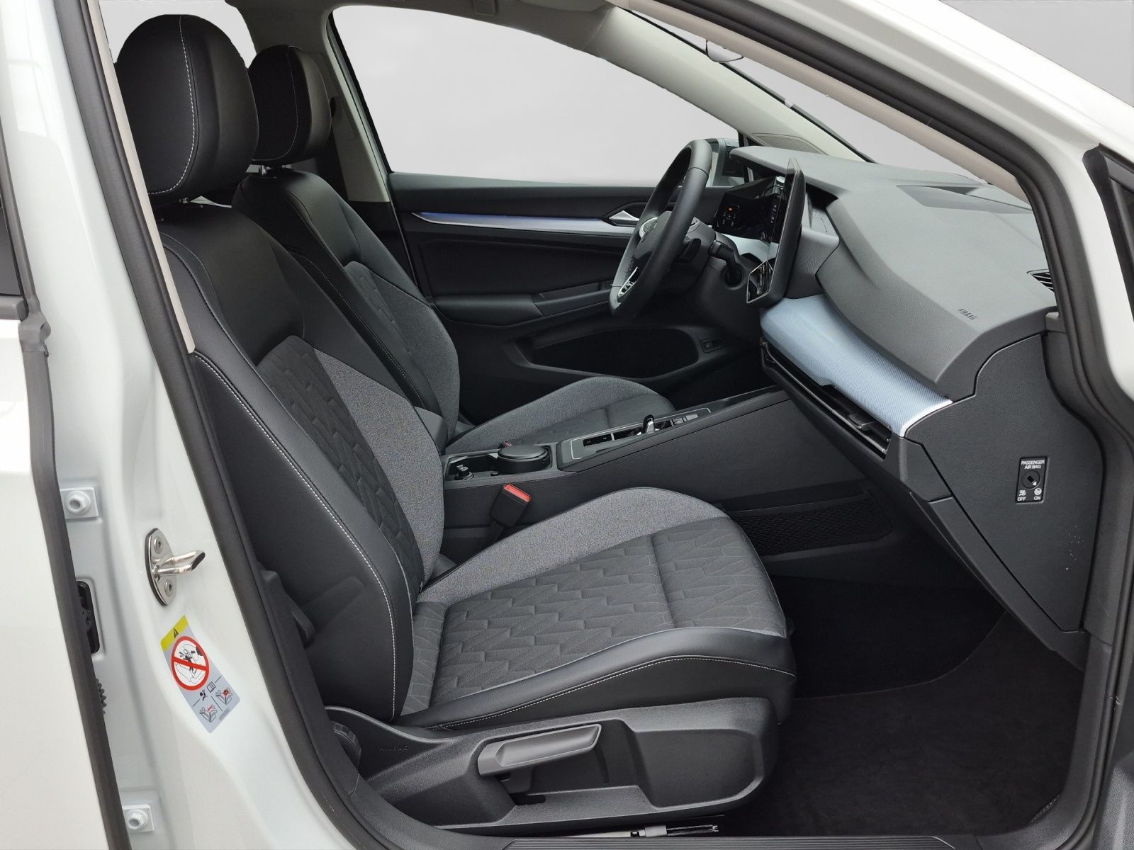 Volkswagen Golf 1.5 TSI eHybrid ENERGY LED NAVI KAMERA AHK foto 4
