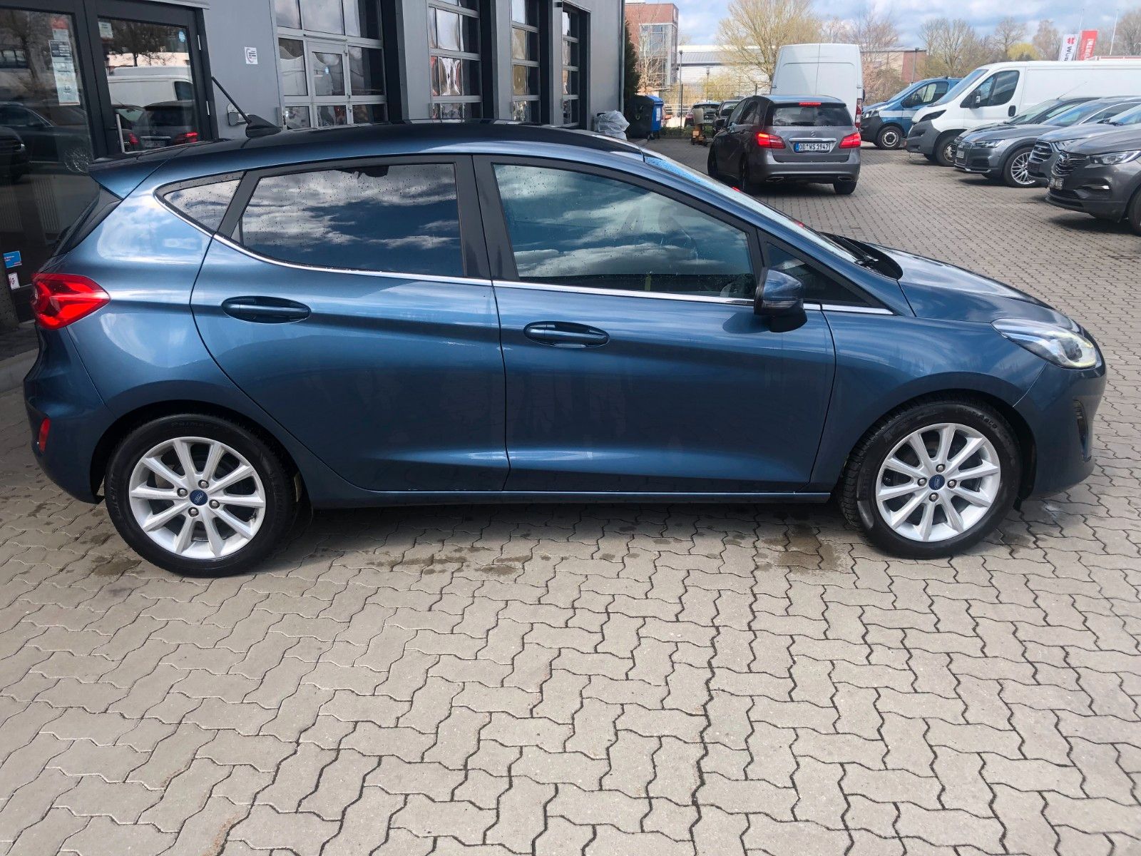 Fahrzeugabbildung Ford Fiesta Titanium