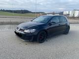Volkswagen Golf VII GTI Bi-Xenon, Navi, 8-fache bereift Alu - Volkswagen Golf: GTI 8v