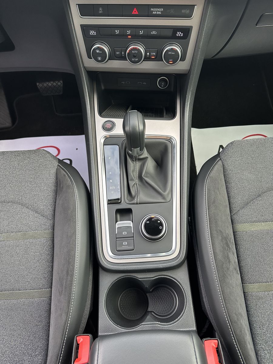 Fahrzeugabbildung SEAT Ateca 2.0 TDI DSG Xperience NAV+LED+BEATS+KAMERA