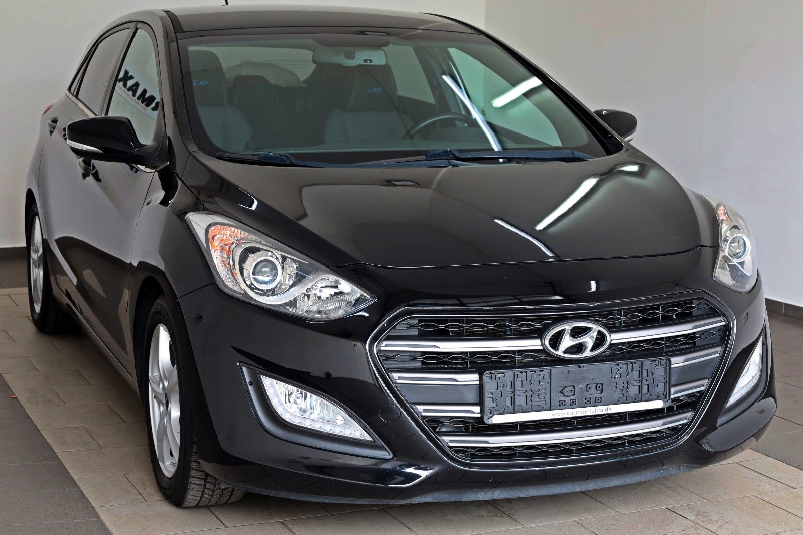 Fahrzeugabbildung Hyundai i30 blue Passion SH,PDC,8 fach bereift