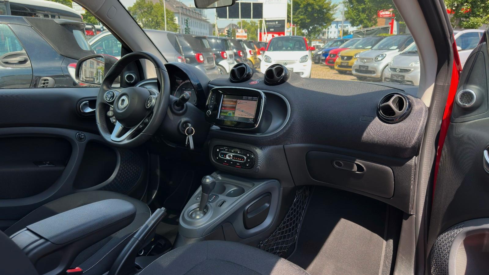 Smart Coupé TURBO DCT WHITE & RED EDITION! NUR 16 TKM!