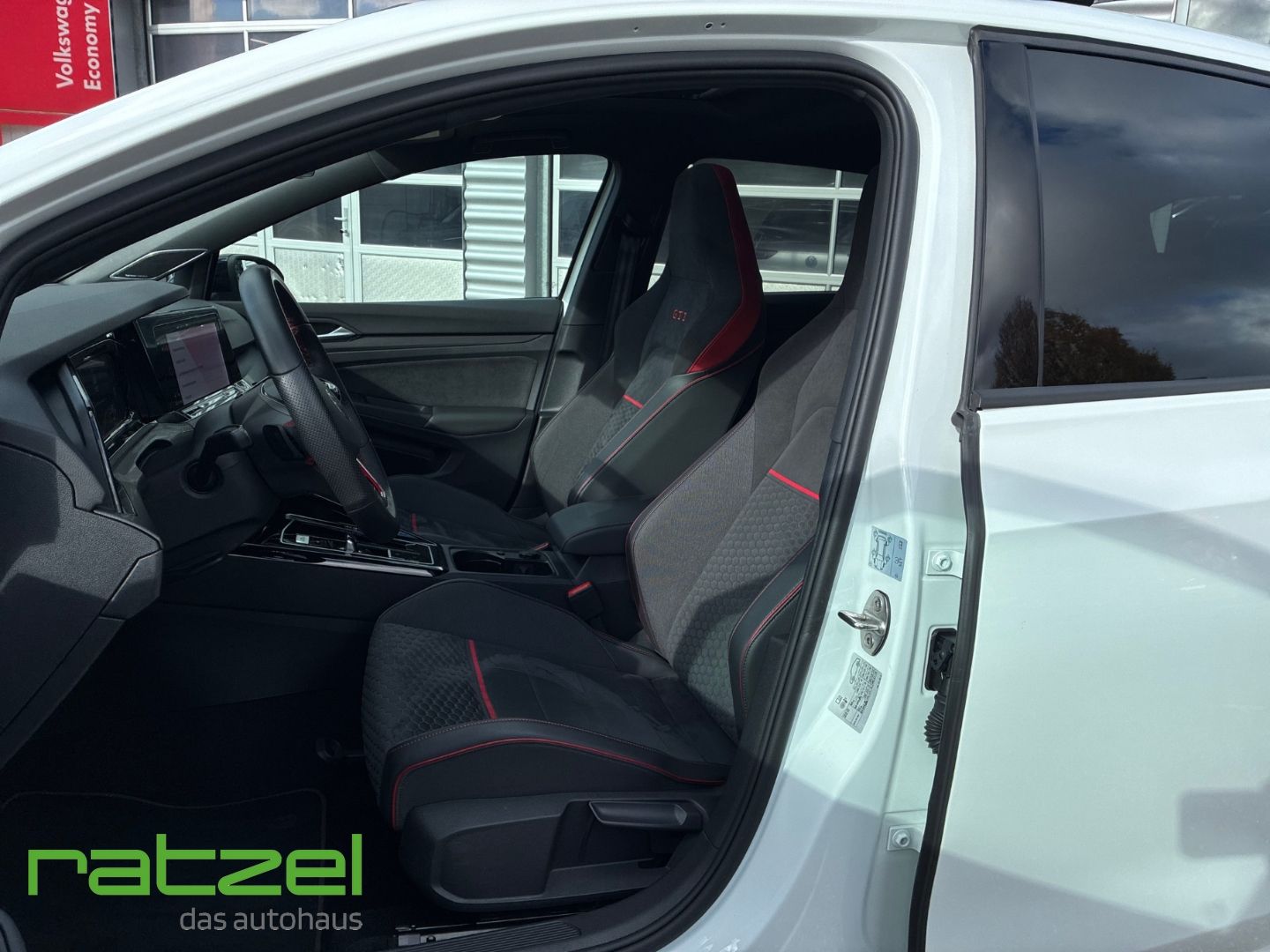 Fahrzeugabbildung Volkswagen Golf GTI 2.0 TSI Clubsport Pano RFK Har/Kar Akra