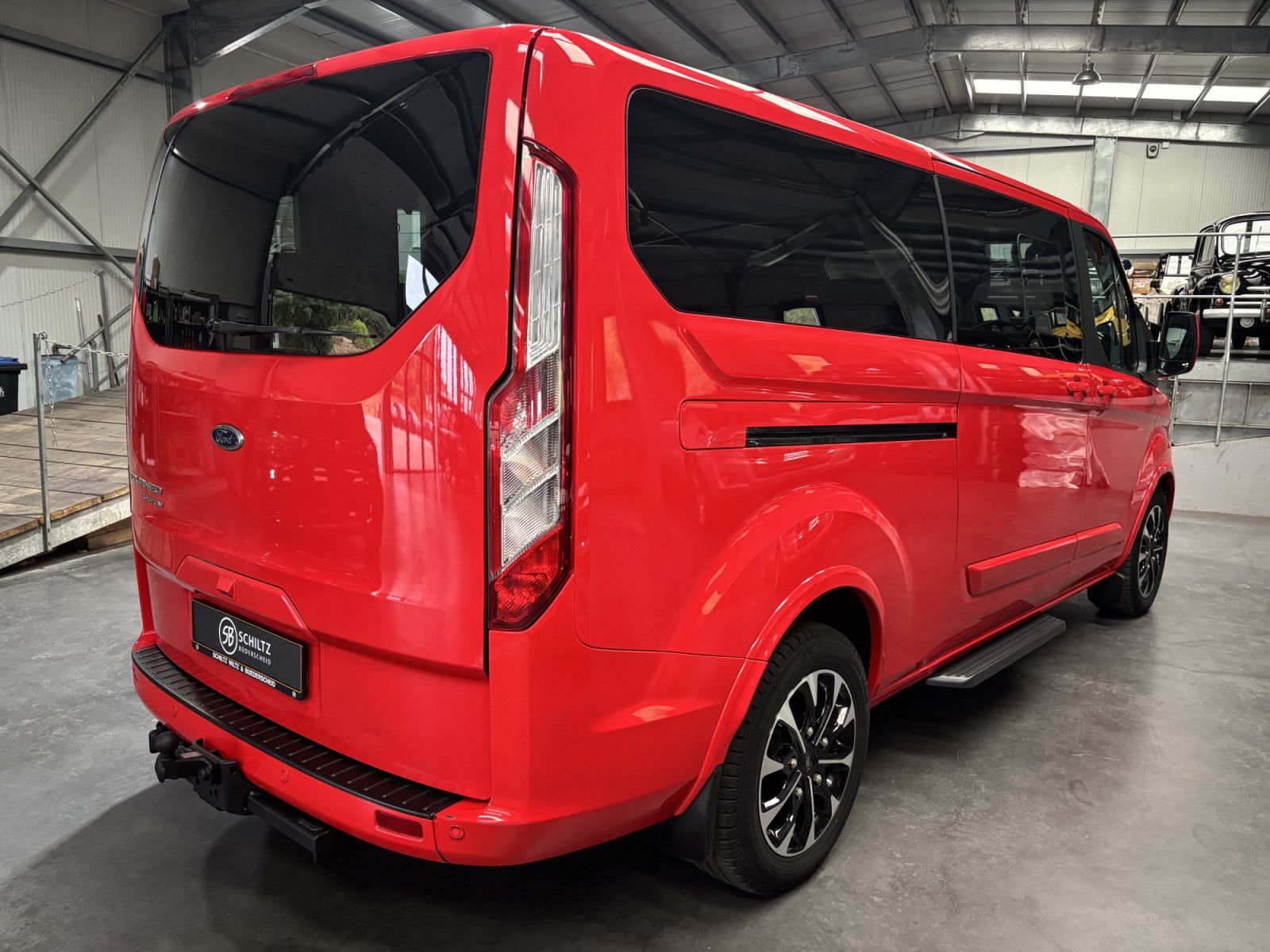 Ford Tourneo Custom 2.0 TDCi 170HP 8PL autom. imagem 3