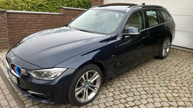 BMW 335d x-Drive Touring /Panoramadach/Leder/Autom.