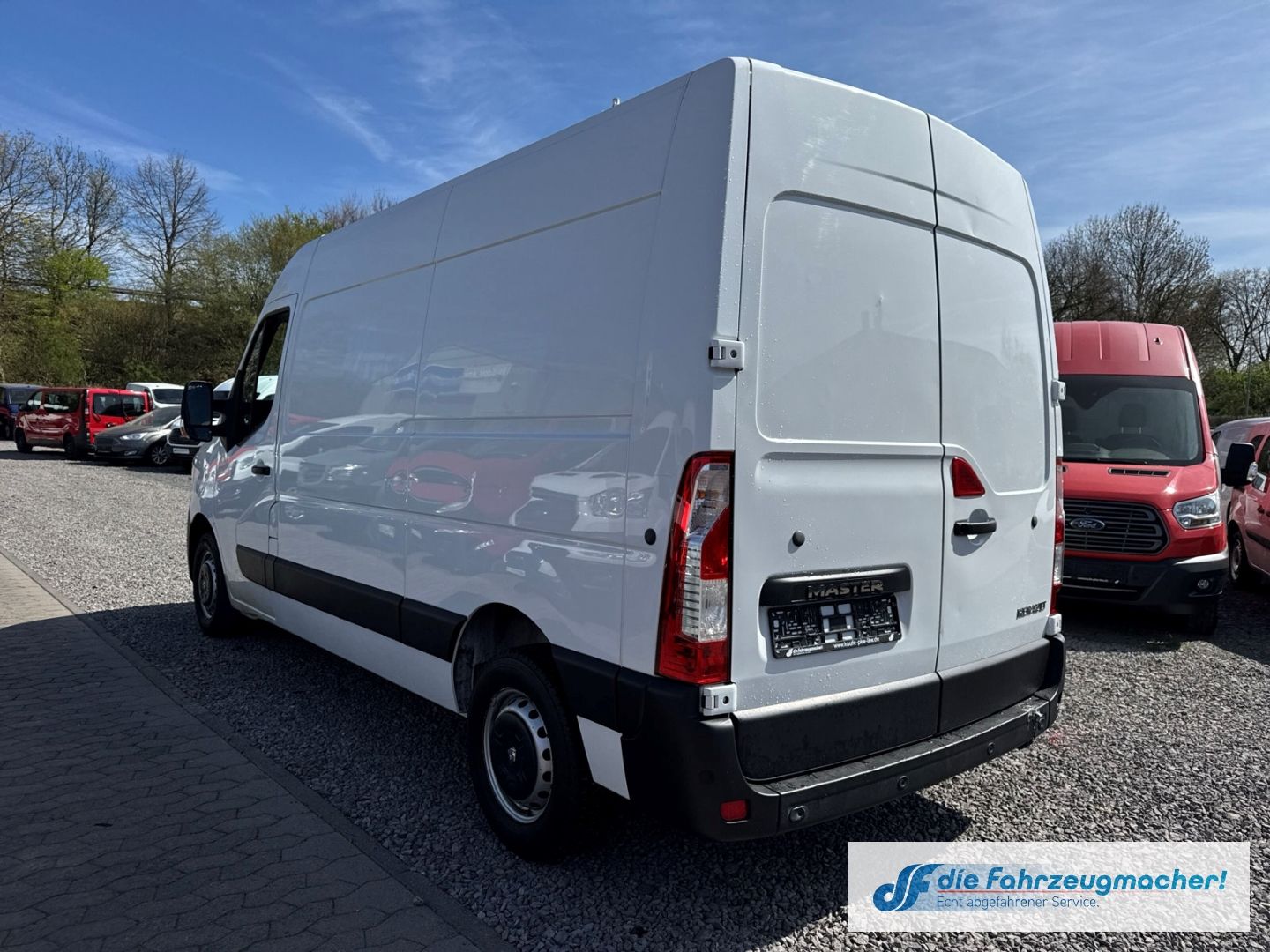 Fahrzeugabbildung Renault Master III Kasten L2H2 HKa 3,5t Totwinkelassiste