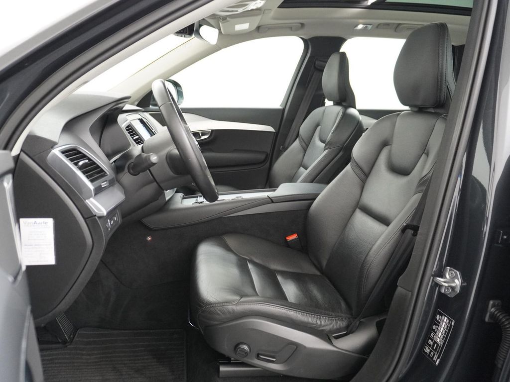 Volvo XC90 2.0 T8 Twin motor AWD Momentum panorama dac