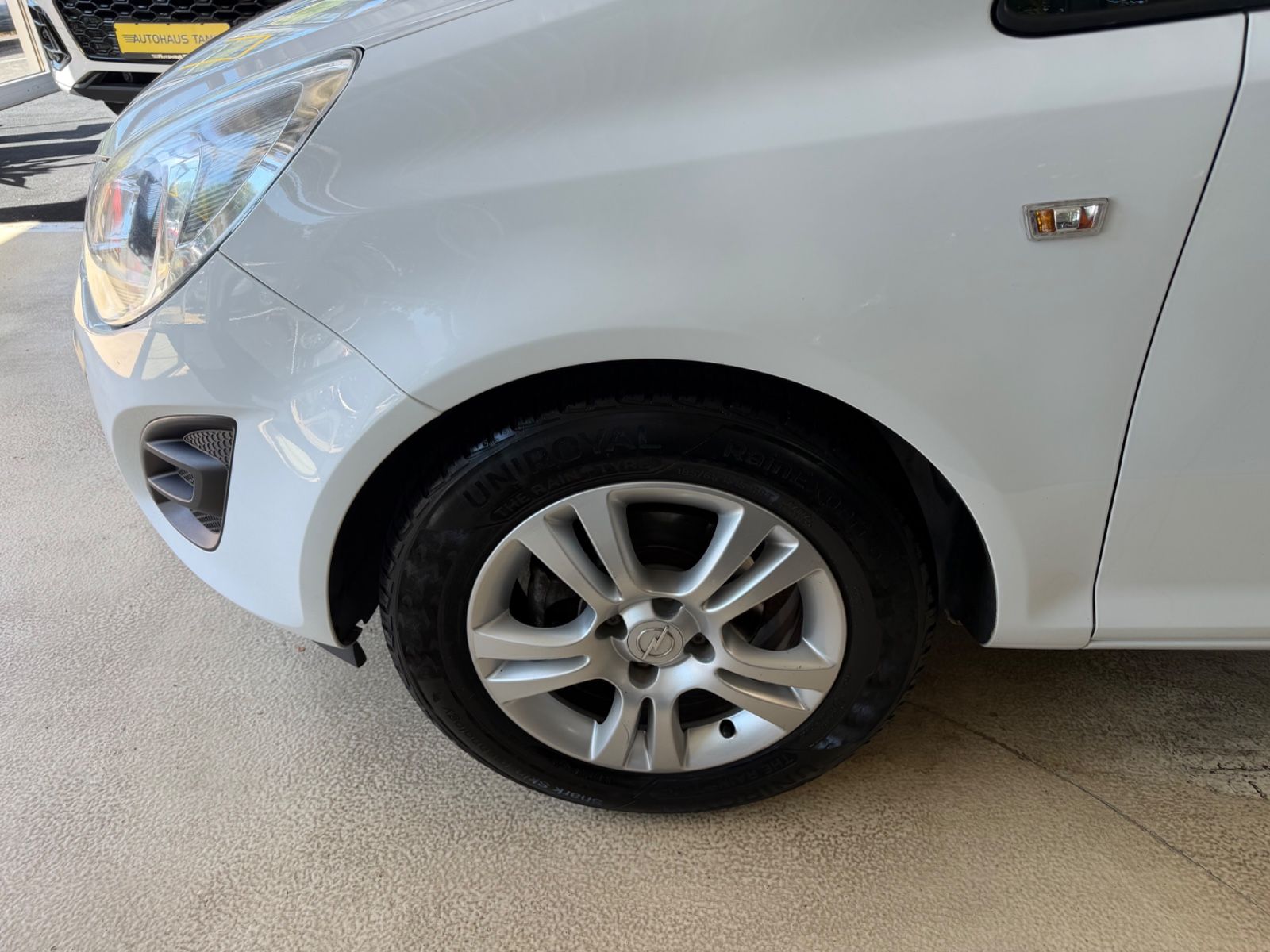 Fahrzeugabbildung Opel Corsa D Selection 1.4 *NUR 45.990KM*