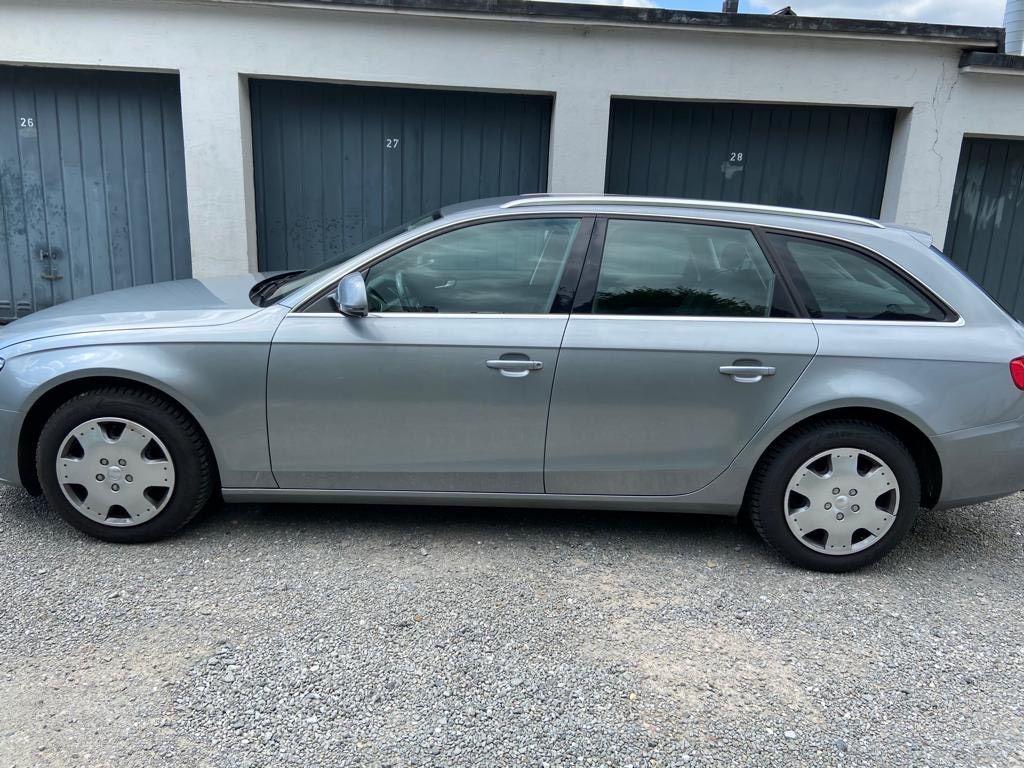 Audi A4 2008 — rear view