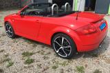 Audi TT Roadster 1.8T 132 kW -TOP Optik, Hingucker - Audi TT aus 2002: Cabrio