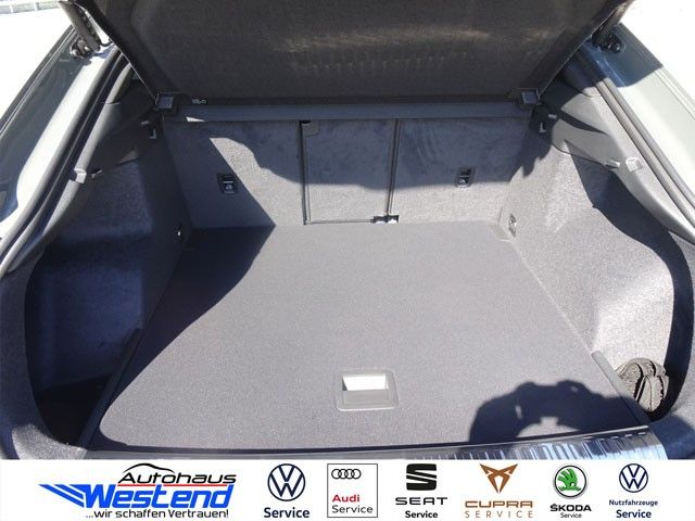 Fahrzeugabbildung Audi Q3 Sportback S line 40 TFSI 140kW qu. S tr. Navi