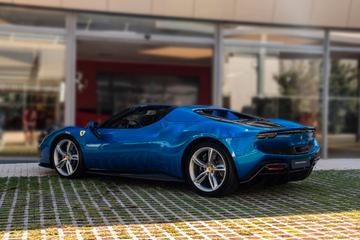 صورة 4 لـ 2022 Ferrari 296 GTS