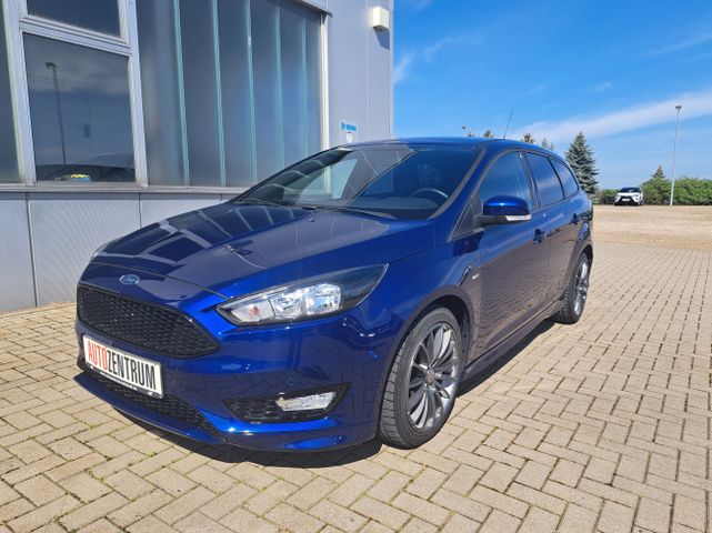 Ford Focus ST-Line NAVI PARK-ASSISTENT WINTERPAKET