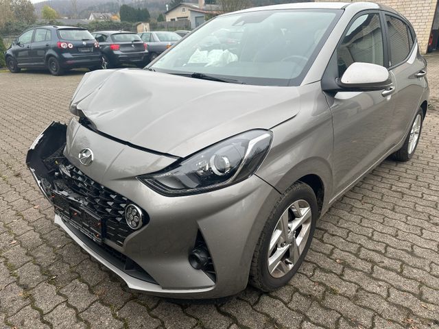 Hyundai i10 Edition 30