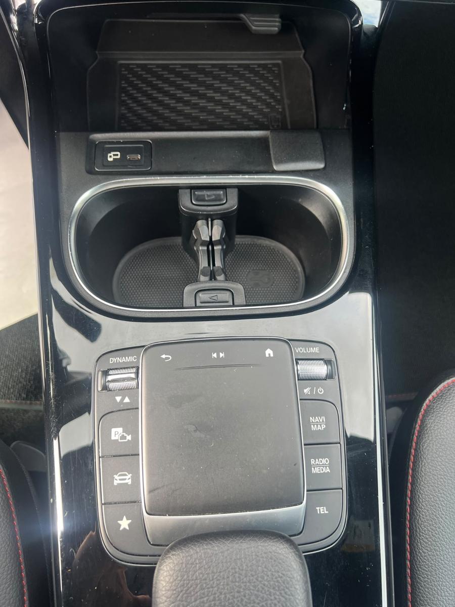 Mercedes-Benz A 180 2x AMG-LINE PANORAMA LED NAVI KAMERA P